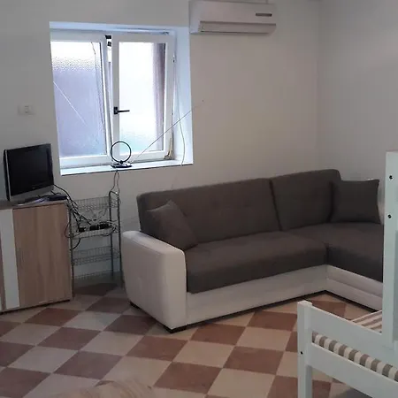 Apartma Enej